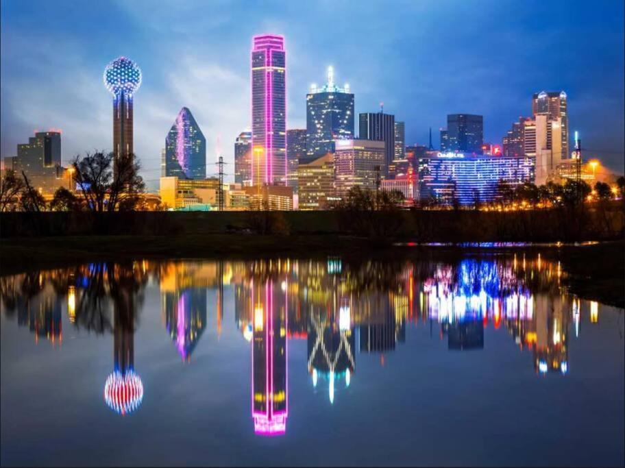 Medical District_Fast Wi-Fi Apartment Dallas Bagian luar foto